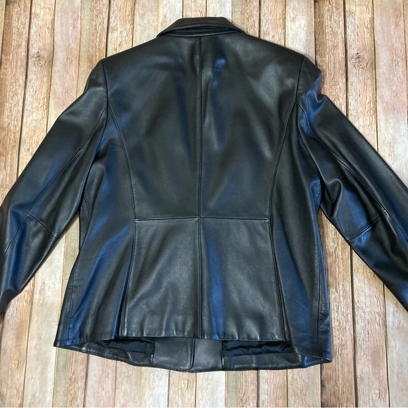 Valerie Steven’s Black Lined 100% Leather Button Down Jacket Size XL Preowned - Picture 5 of 11